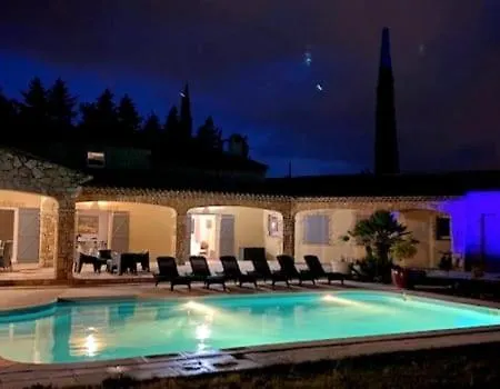 Le Mas Du Rocher Villa